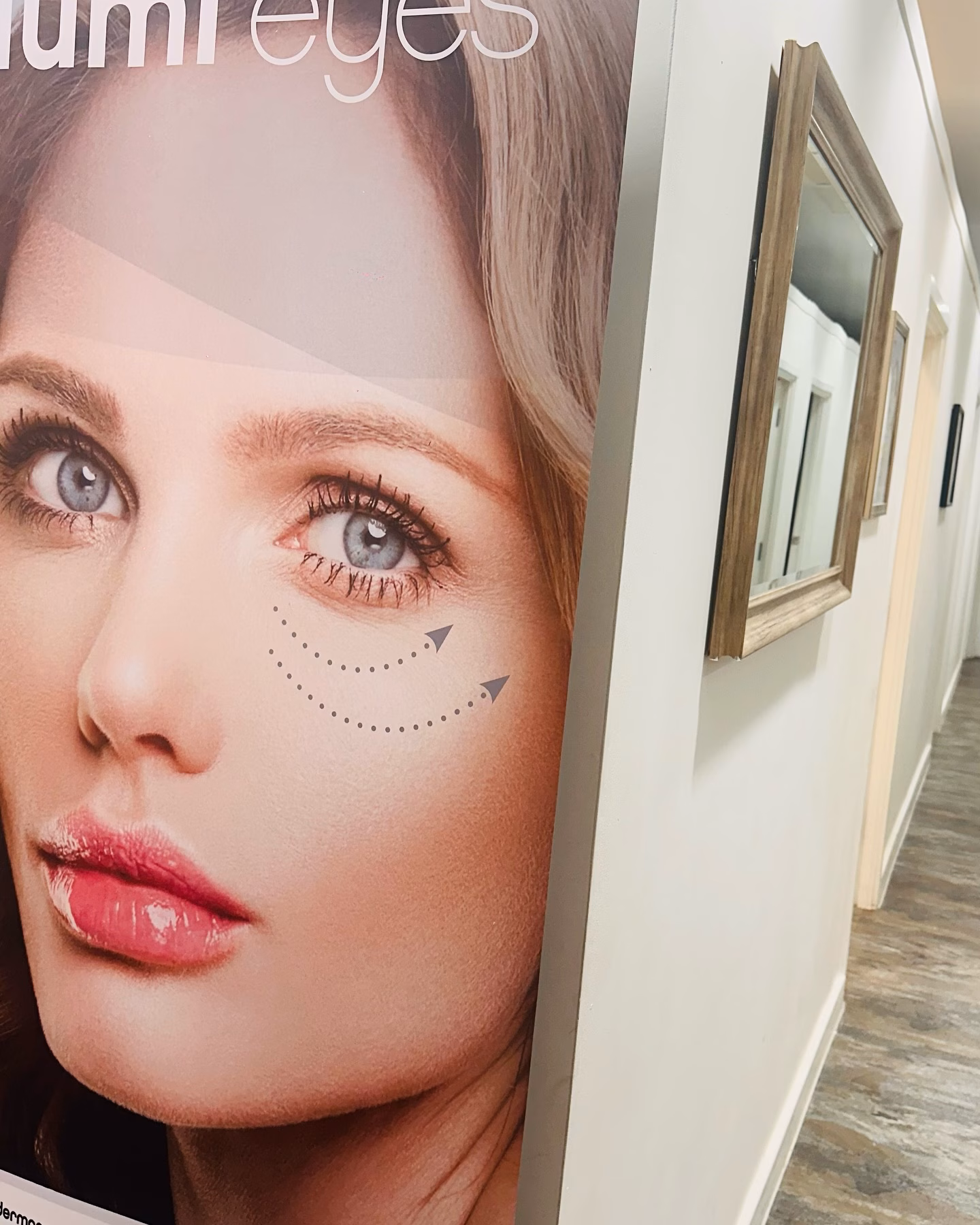 rumi eyes